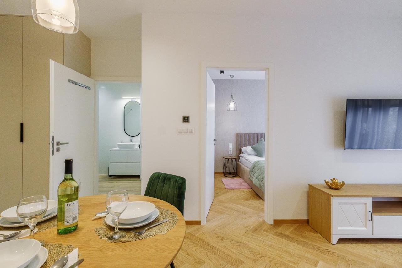 Kornwalia Apartment โนวือตาร์ก ภายนอก รูปภาพ